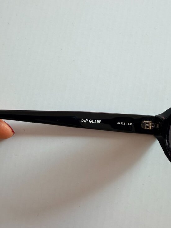 Stand Oil Day Glare Sunglasses in Black main image 2
